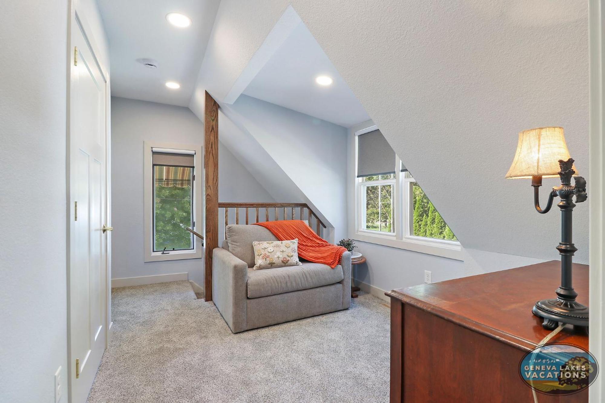 Sage Street Bungalow- Beautifully Renovated, Historical Home Walking Distance To Downtown レイク・ジェニーバ エクステリア 写真